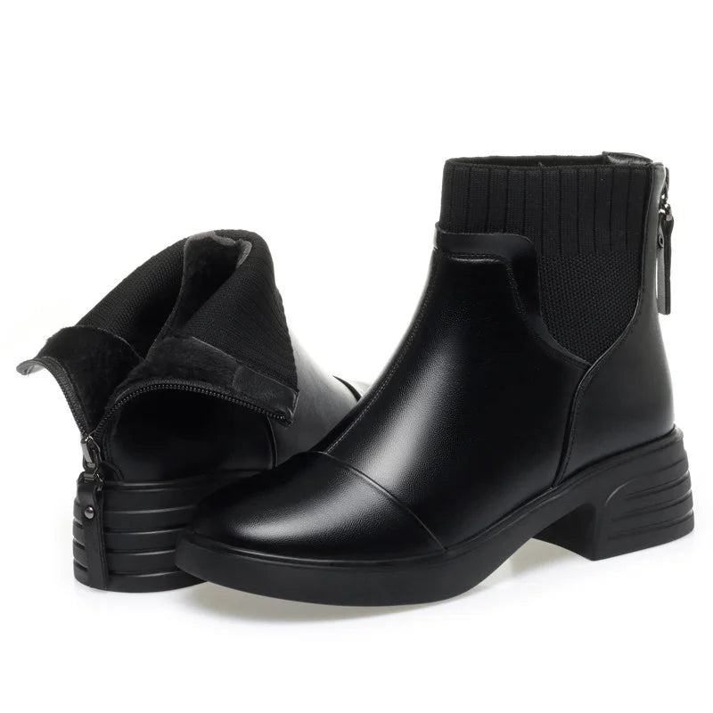 Bota Feminina De Cano Médio E Malha Salto Baixo