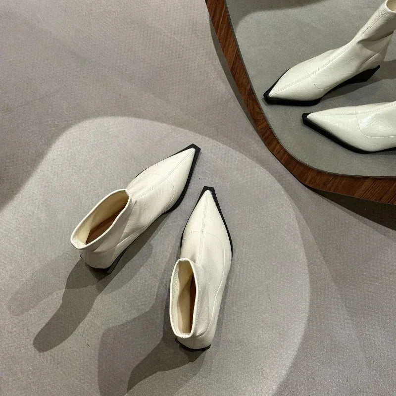 Bota Feminina Bico Fino Salto Médio Moda Casual Elegante