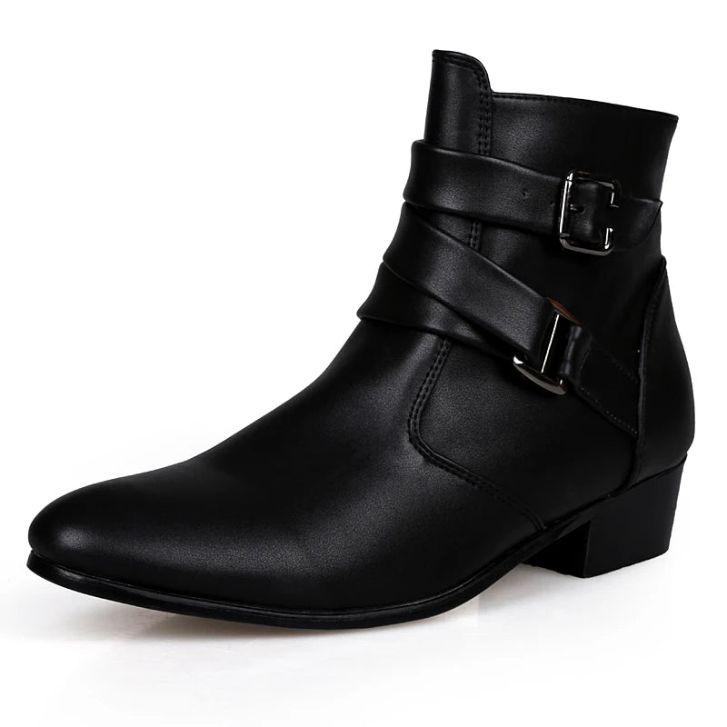 Bota Feminina Para Inverno Com Fivelas Material Resistente