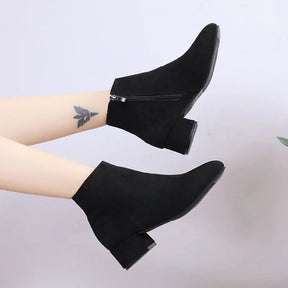 Bota Feminina De Camurça Salto Baixo Moda Inverno
