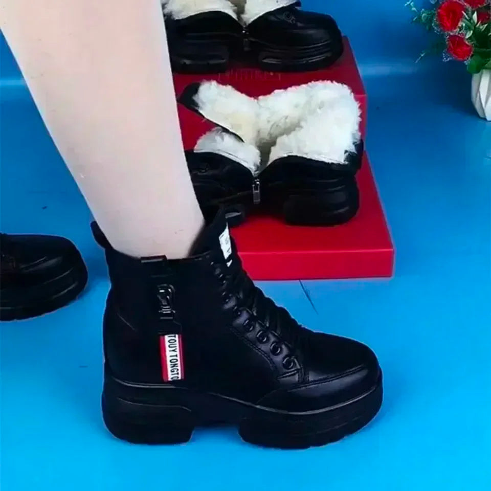 Bota Feminina Moda Inverno Com Forro De Pelúcia