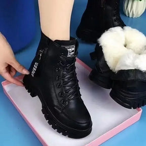 Bota Feminina Moda Inverno Com Forro De Pelúcia
