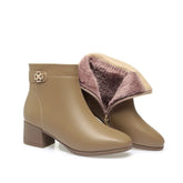 Bota Feminina De Salto Baixo Com Detalhe Dourado Moda Inverno