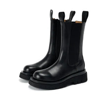 Bota Feminina De Cano Médio Modelo Coturno Para Inverno
